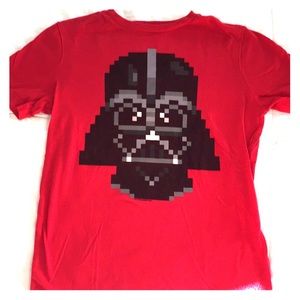 Boys Star Wars tee.